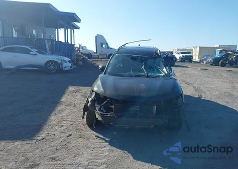 2017 Nissan Rogue Sl z USA, uszkodzony, nr VIN 5N1AT2MV7HC807098